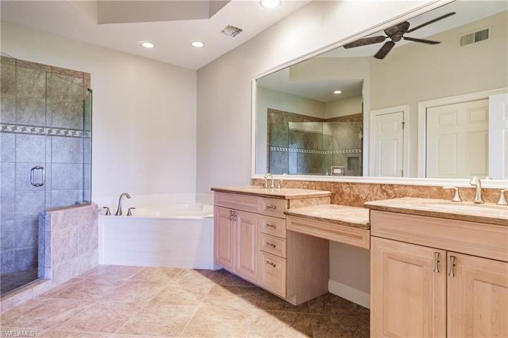 9261  Indigo Isle  CT, Estero, FL 34135