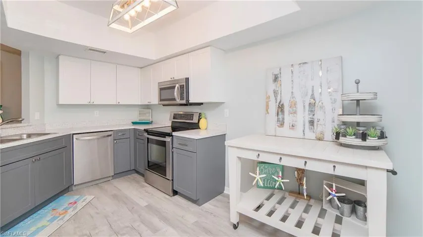 2671 Citrus Lake Dr # 202, Naples Fl 34109