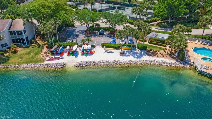 2671 Citrus Lake Dr # 202, Naples Fl 34109