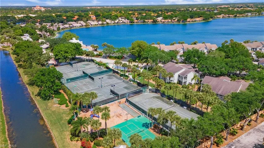 2671 Citrus Lake Dr # 202, Naples Fl 34109