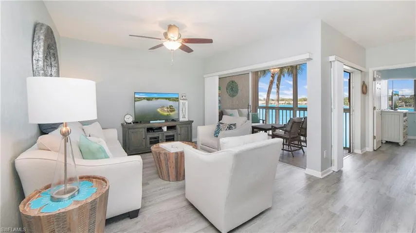 2671 Citrus Lake Dr # 202, Naples Fl 34109