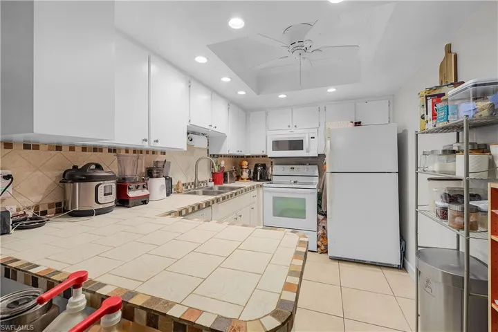 12501  Mc Gregor  BLVD, Fort Myers, FL 33919