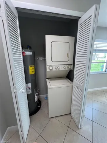 303 SW 3rd  PL, Cape Coral, FL 33991