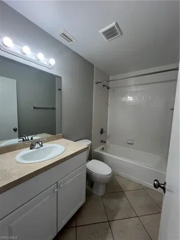 303 SW 3rd  PL, Cape Coral, FL 33991
