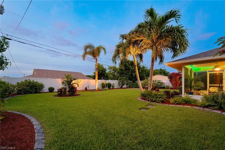 1113 Se 35th Ter, Cape Coral Fl 33904