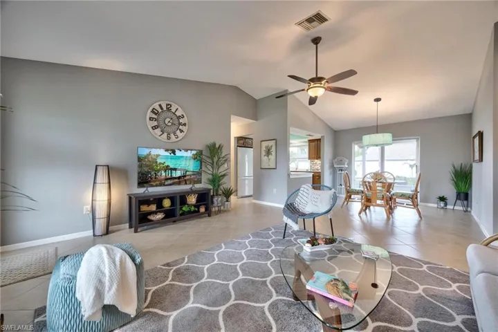 1113 Se 35th Ter, Cape Coral Fl 33904