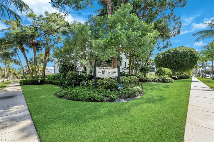 225 5th Ave S 104, Naples, Florida 34102