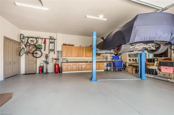 10171  Strike  LN, Bonita Springs, FL 34135