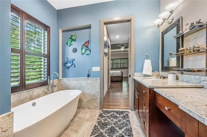 10171  Strike  LN, Bonita Springs, FL 34135