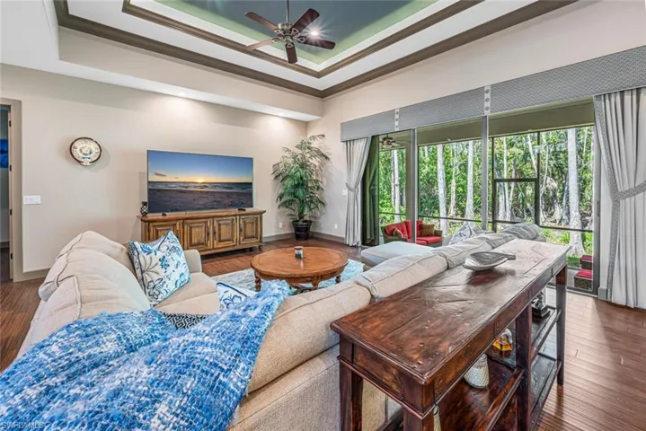 10171  Strike  LN, Bonita Springs, FL 34135
