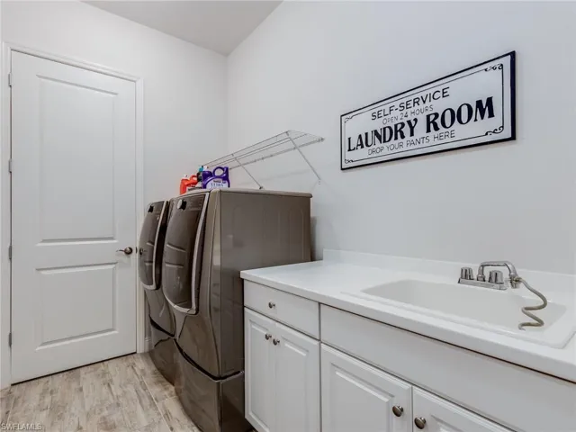 21358  Estero Palm  WAY, Estero, FL 33928