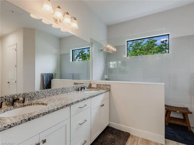 21358  Estero Palm  WAY, Estero, FL 33928