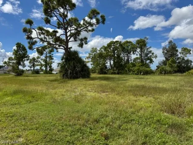 2426 Nw 18th Pl, Cape Coral, Florida 33993