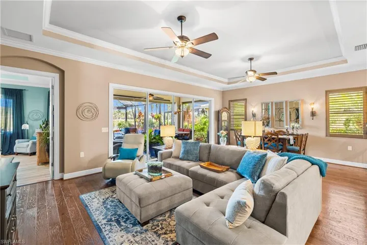 10534  Carena  CIR, Fort Myers, FL 33913