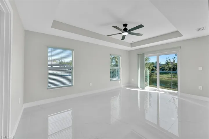 owner's suite with private bathroom