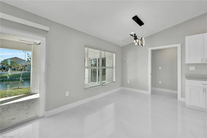 breakfast nook/area para desayunar