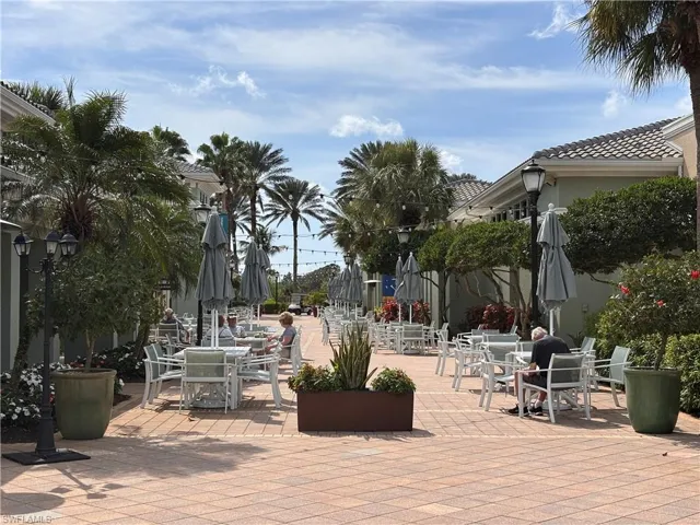 Outside area in Town Center