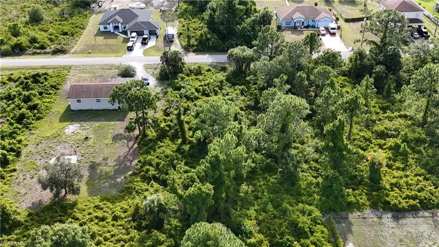 1106 Dixie Ave, Lehigh Acres, Florida 33972