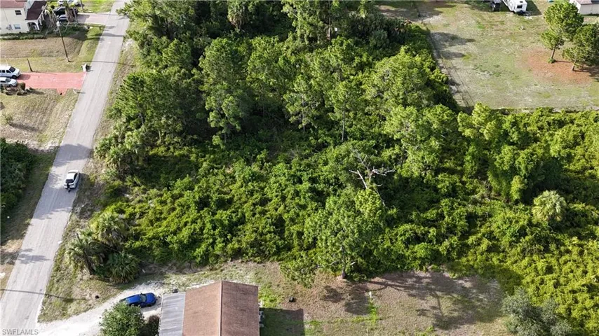 1106 Dixie Ave, Lehigh Acres, Florida 33972