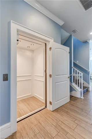 Convenient Luxury - Private Elevator from the Garage to the 3rd Floor