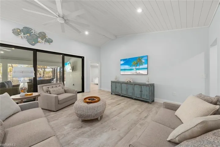 4775 Rue Helene, Sanibel, Florida 33957
