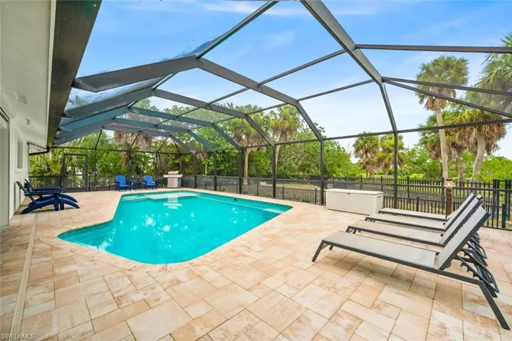 4775 Rue Helene, Sanibel, Florida 33957