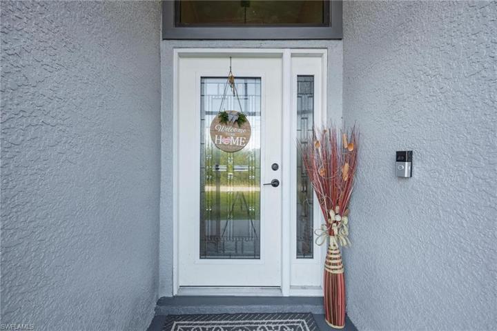 717  Fleming S AVE, Lehigh Acres, FL 33974