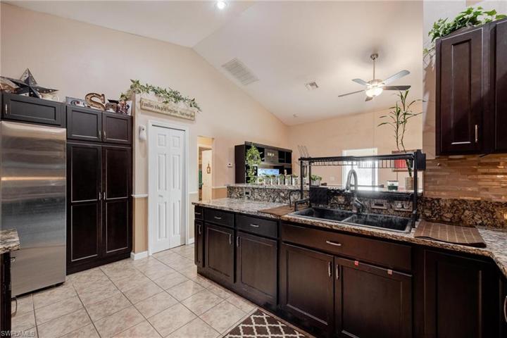717  Fleming S AVE, Lehigh Acres, FL 33974