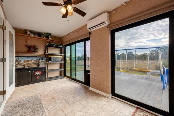 717  Fleming S AVE, Lehigh Acres, FL 33974