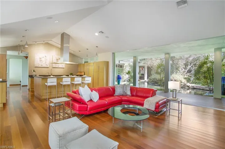 132 North ST, NAPLES FL 34108