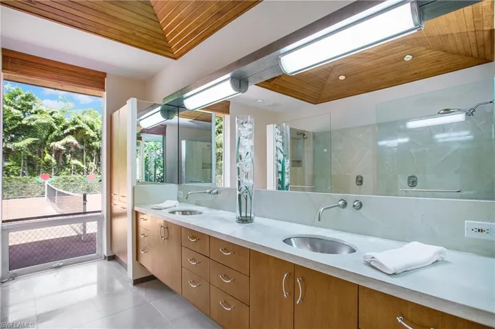 132 North ST, NAPLES FL 34108