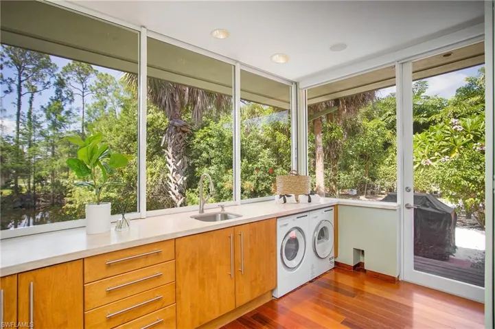 132 North ST, NAPLES FL 34108