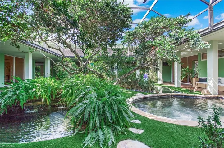 132 North ST, NAPLES FL 34108