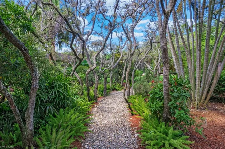 132 North ST, NAPLES FL 34108