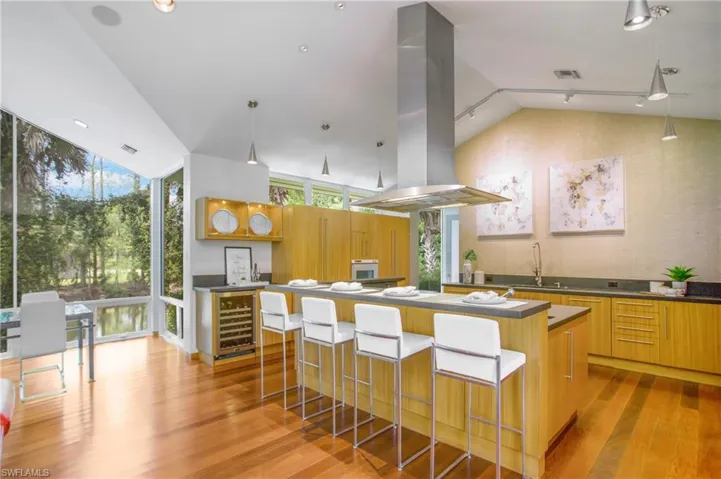 132 North ST, NAPLES FL 34108
