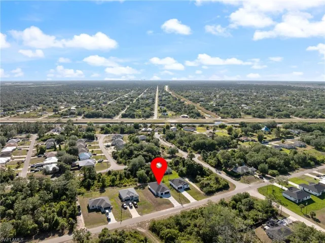 Drone / aerial view featuring a residential view