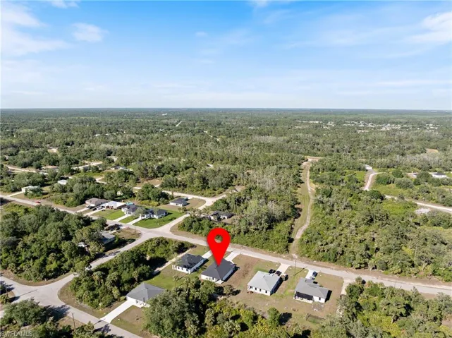 Drone / aerial view featuring a view of trees