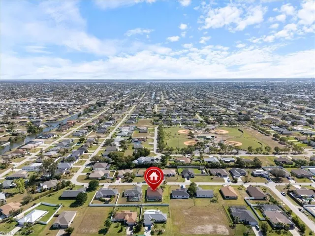 2930 SW 4th  AVE, Cape Coral, FL 33914