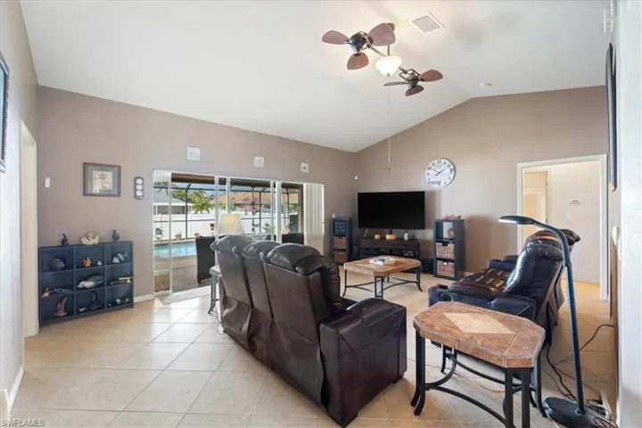 2930 SW 4th  AVE, Cape Coral, FL 33914