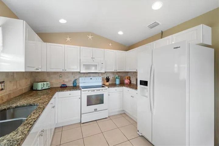 2930 SW 4th  AVE, Cape Coral, FL 33914