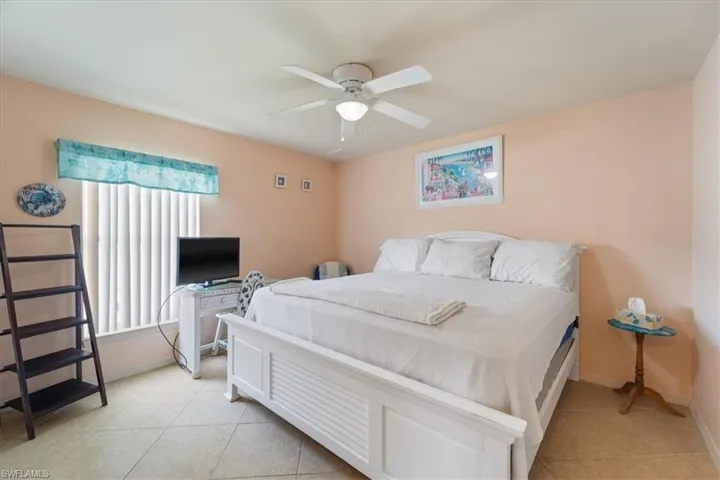 2930 SW 4th  AVE, Cape Coral, FL 33914