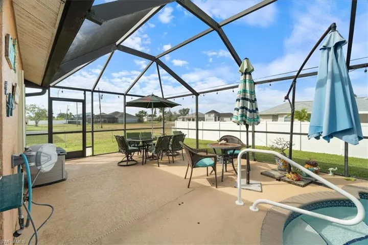 2930 SW 4th  AVE, Cape Coral, FL 33914