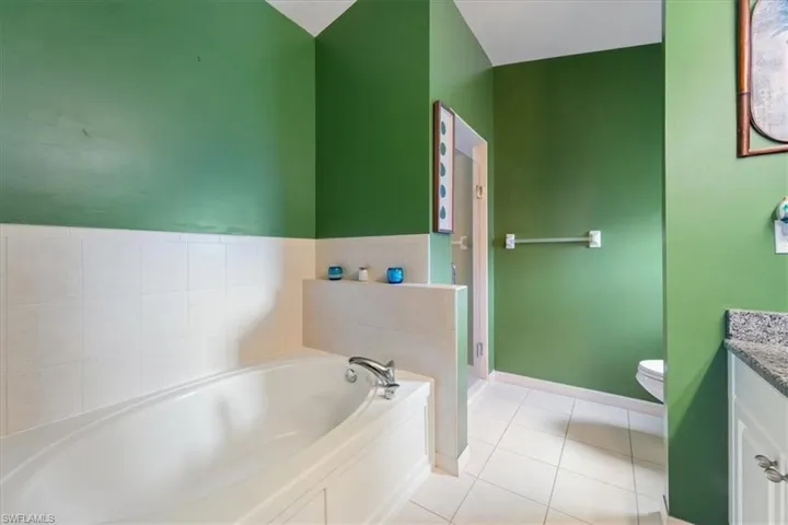 2930 SW 4th  AVE, Cape Coral, FL 33914