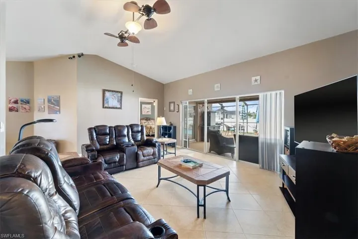 2930 SW 4th  AVE, Cape Coral, FL 33914