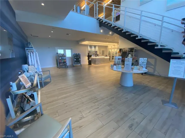 Spa Foyer