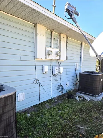 2222/2224  Virginia  AVE, Fort Myers, FL 33905