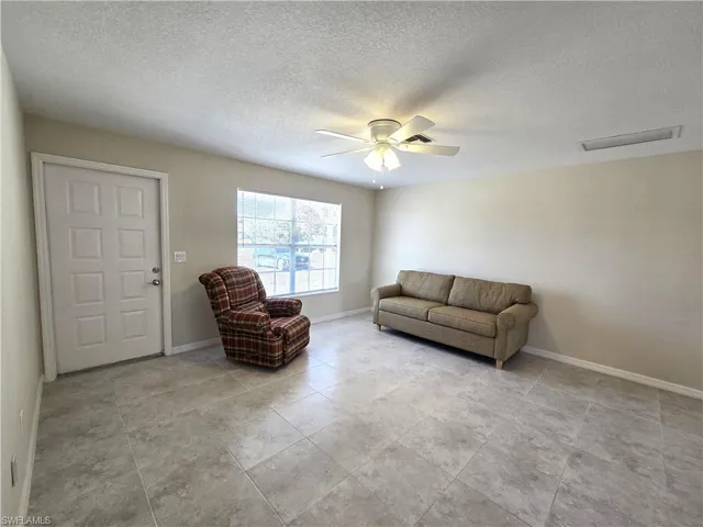 2222/2224  Virginia  AVE, Fort Myers, FL 33905