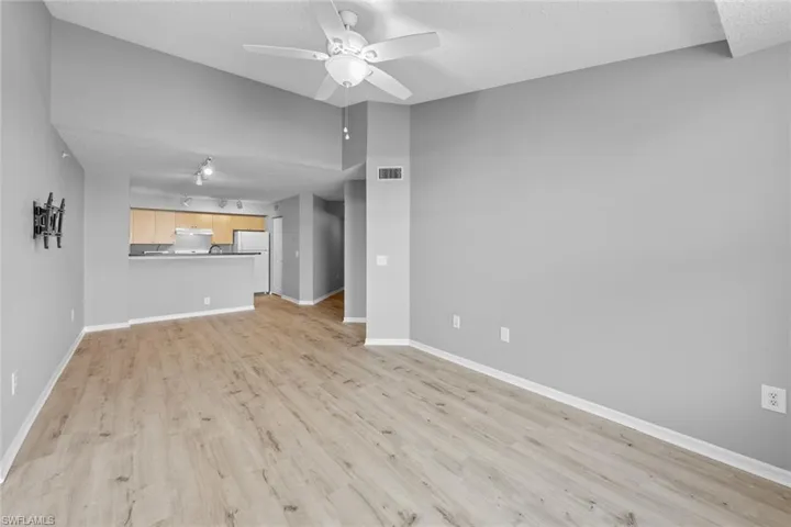 8736 River Homes Ln 7304, Bonita Springs, Florida 34135