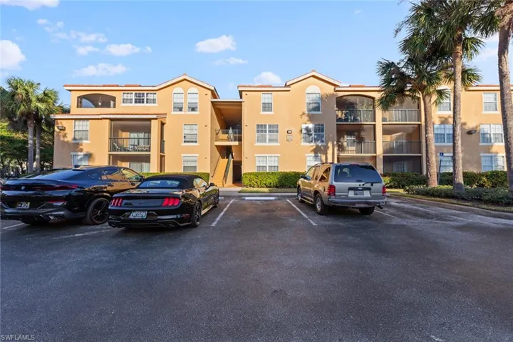 8736 River Homes Ln 7304, Bonita Springs, Florida 34135