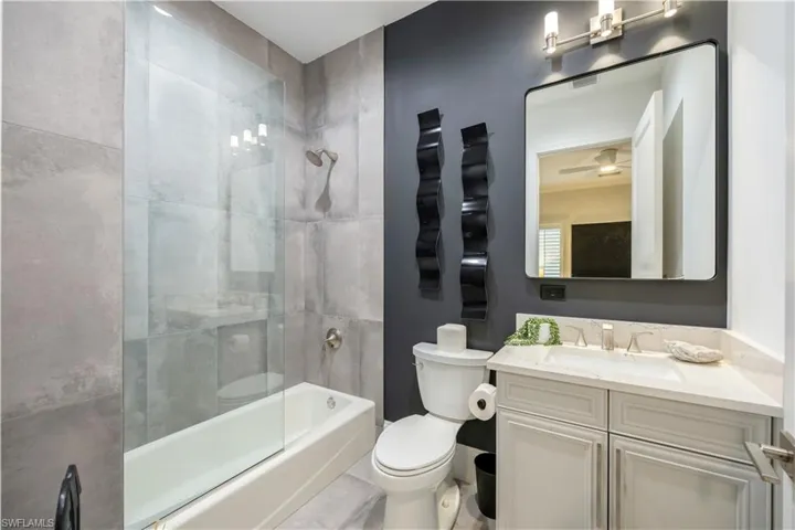 16653 Toscana Cir 704, Naples, Florida 34110